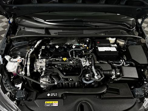 Certified 2025 Toyota Corolla LE FWD image 9