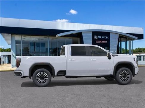 New 2026 GMC Sierra 2500 Denali Ultimate image 5