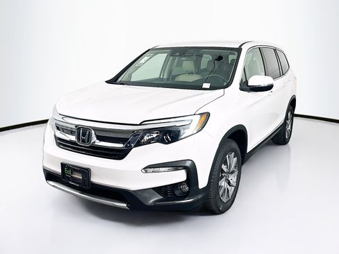 Used 2021 Honda Pilot EX image 3