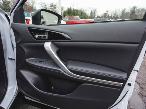 New 2026 Mitsubishi Eclipse Cross SEL image 11