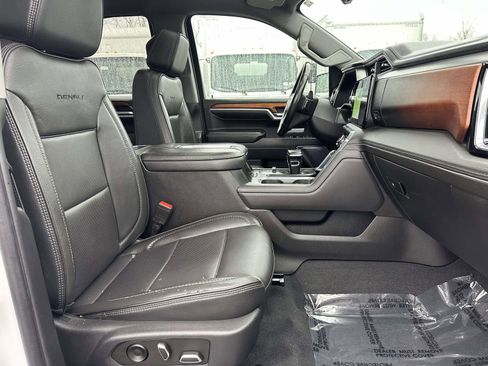 Certified 2022 GMC Sierra 1500 Denali w/ Denali Reserve Package image 26
