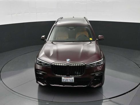 Used 2021 BMW X7 xDrive40i w/ M Sport Package AWD/4WD image 19