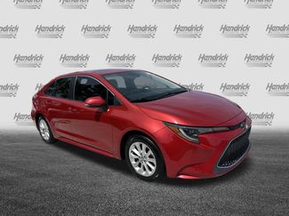 Certified 2021 Toyota Corolla XLE video 2