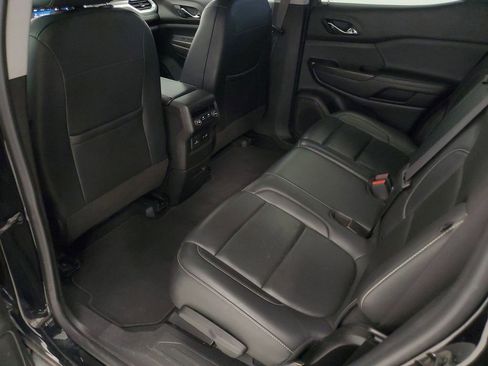 Used 2023 GMC Acadia SLT AWD/4WD image 24