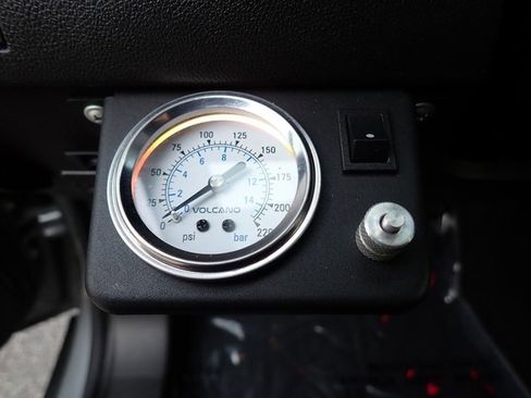 Used 2024 Chevrolet Colorado LT w/ LT Convenience Package II image 21