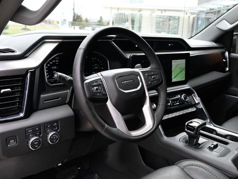 Used 2024 GMC Sierra 1500 Denali image 16