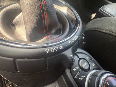 Used 2014 MINI Cooper S FWD image 28