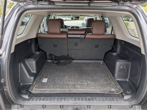 Used 2023 Toyota 4Runner Limited AWD/4WD image 13