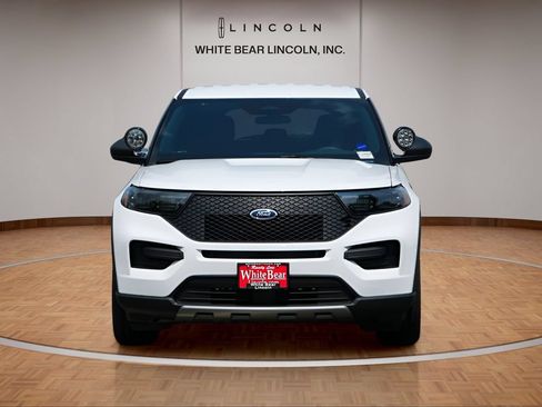 Used 2026 Ford Explorer 4WD Police Interceptor image 2