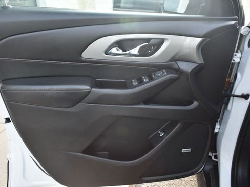 Used 2019 Chevrolet Traverse RS image 20