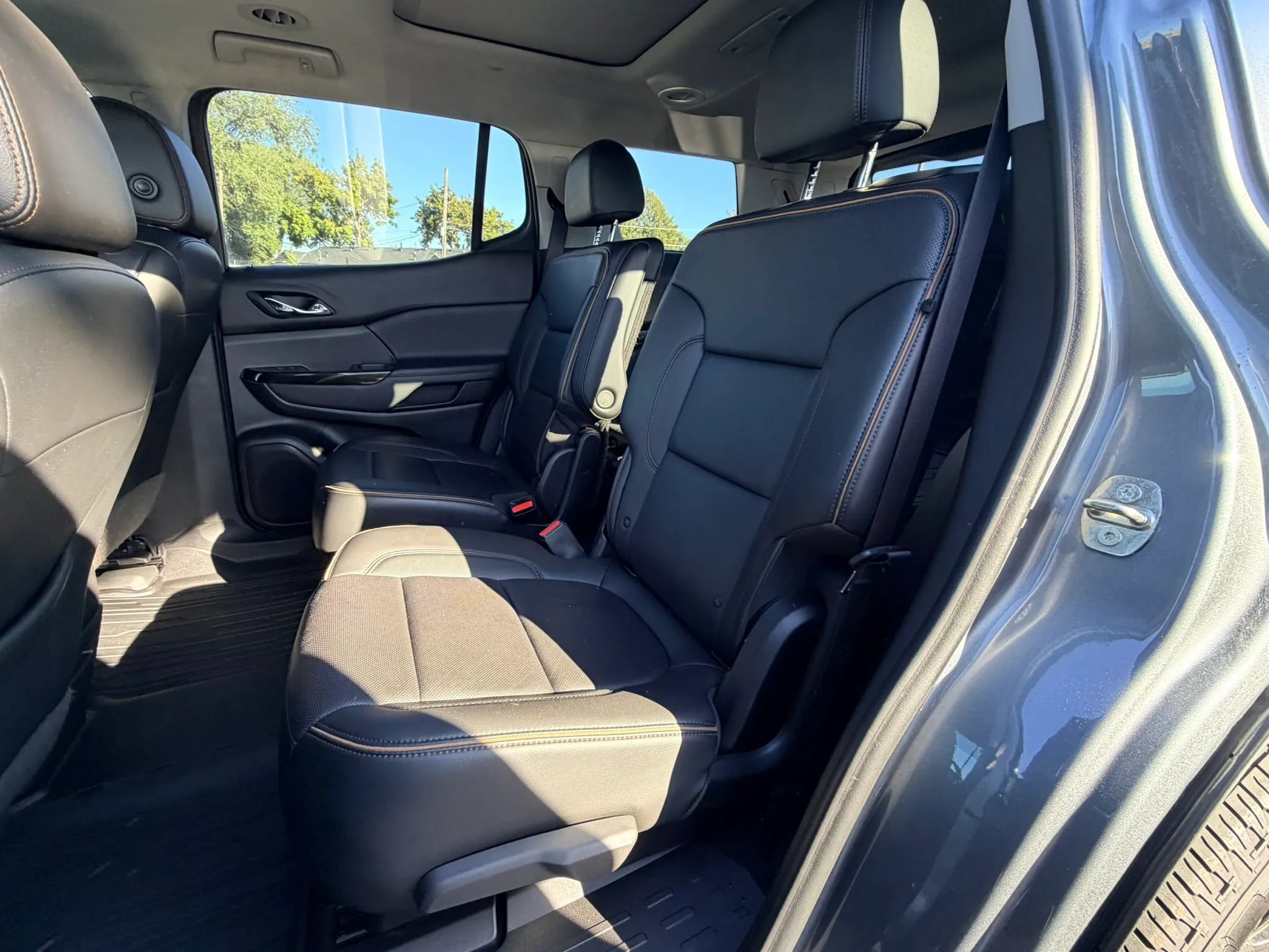 Used 2021 GMC Acadia AT4 w/ Trailering Package AWD/4WD image 20