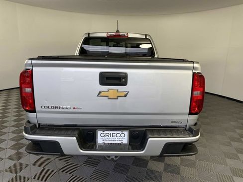 Used 2017 Chevrolet Colorado Z71 AWD/4WD image 7