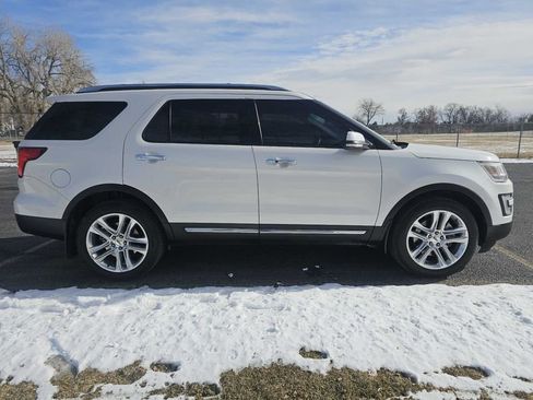 Used 2016 Ford Explorer Limited w/ Class II Trailer Tow Package image 6
