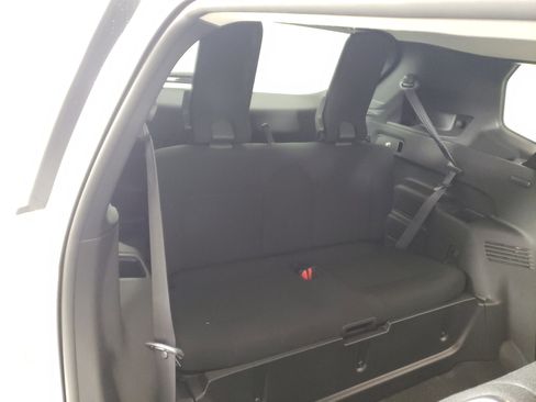 New 2026 Mitsubishi Outlander ES image 12