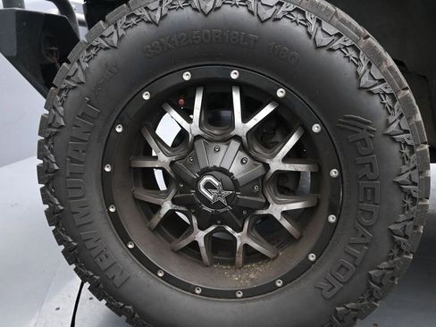 Used 2013 Jeep Wrangler Unlimited Sahara w/ Connectivity Group AWD/4WD image 14