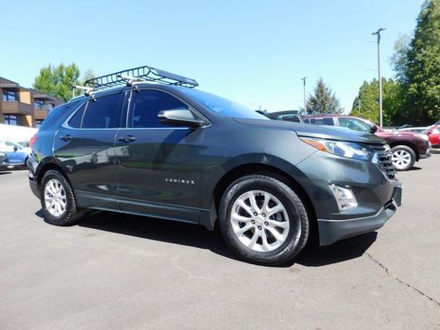 Used 2018 Chevrolet Equinox LT w/ Sun & Infotainment Package FWD image 1