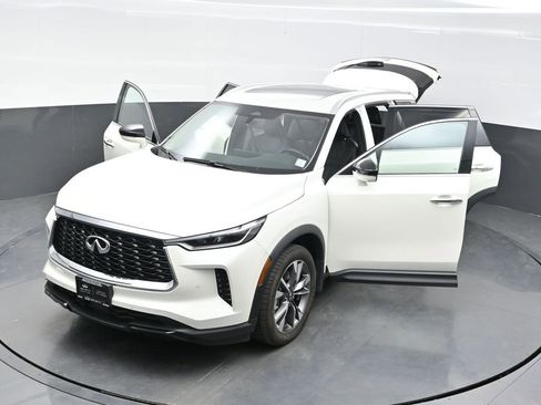 Used 2023 INFINITI QX60 Luxe w/ Cargo Package AWD/4WD image 43