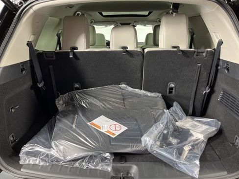 New 2026 Nissan Pathfinder SL w/ SL Premium Package image 50