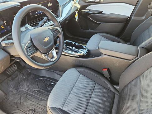 New 2026 Chevrolet Trax LT w/ Driver Confidence Package image 7