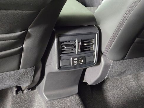 New 2026 Subaru Forester Premium AWD/4WD image 11