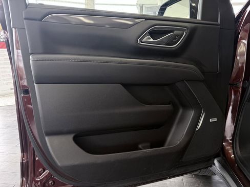 Used 2023 GMC Yukon XL AT4 w/ LPO, Floor Liner Package image 26