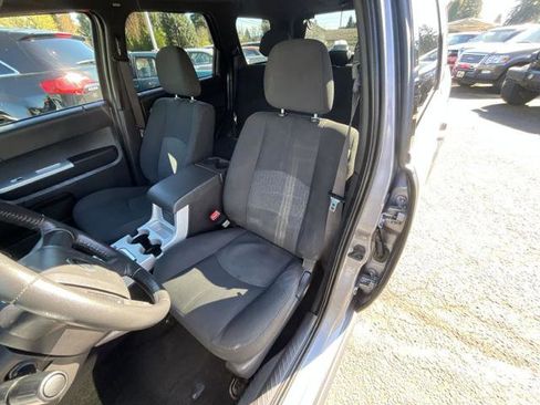 Used 2008 Mercury Mariner 4WD V6 image 8