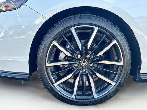 Certified 2023 Honda Accord Touring image 31