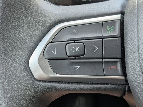 Used 2024 Jeep Compass Latitude AWD/4WD image 23