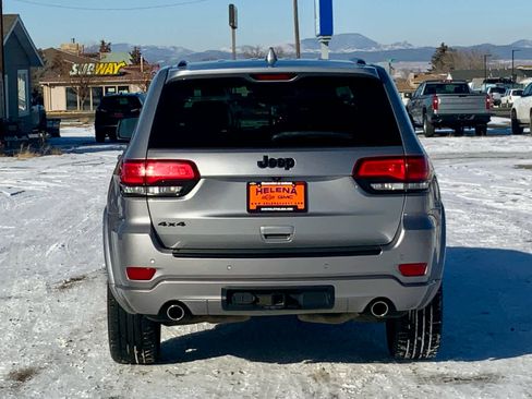 Used 2015 Jeep Grand Cherokee Altitude image 4