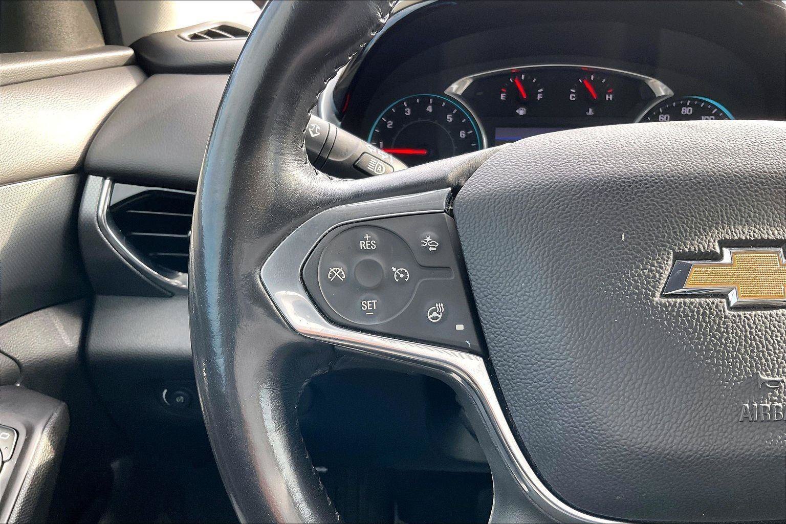 Used 2020 Chevrolet Traverse Premier FWD image 19