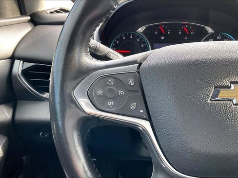 Used 2020 Chevrolet Traverse Premier FWD image 19