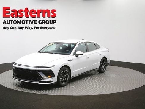 Used 2025 Hyundai Sonata SEL FWD image 49