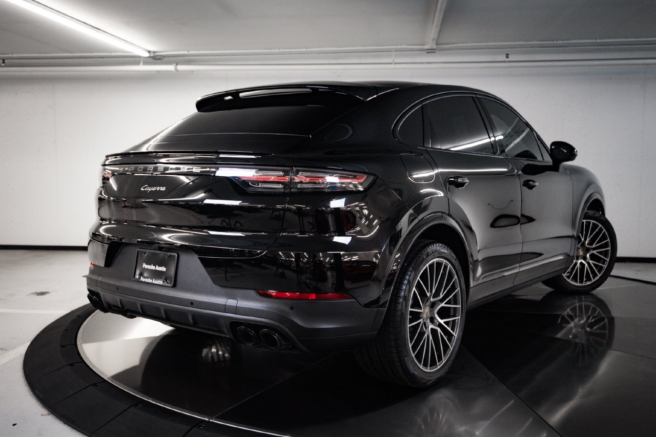 Certified 2023 Porsche Cayenne Coupe AWD/4WD image 6