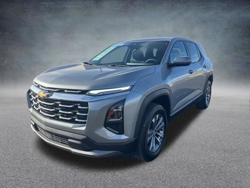 Certified 2025 Chevrolet Equinox LT image 9