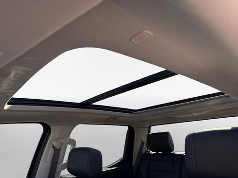 Used 2024 Toyota Tundra Limited image 25