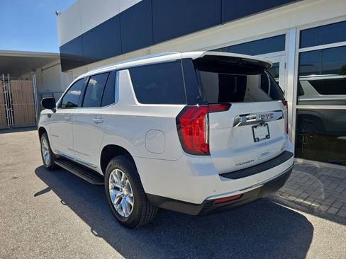 Certified 2022 GMC Yukon SLT w/ SLT Luxury Package RWD image 5