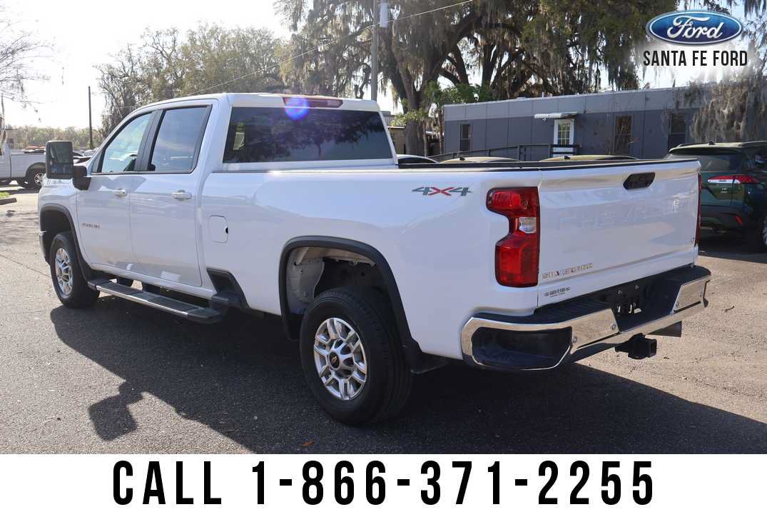 Used 2025 Chevrolet Silverado 2500 LT w/ Safety Package AWD/4WD image 3