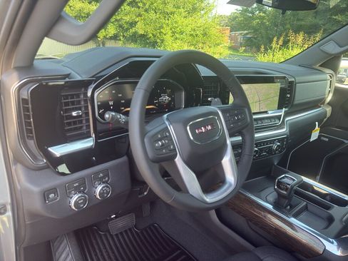 New 2026 GMC Sierra 1500 Elevation w/ Preferred Package AWD/4WD image 21