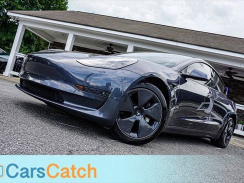 Used 2023 Tesla Model 3 Standard Range RWD image 3