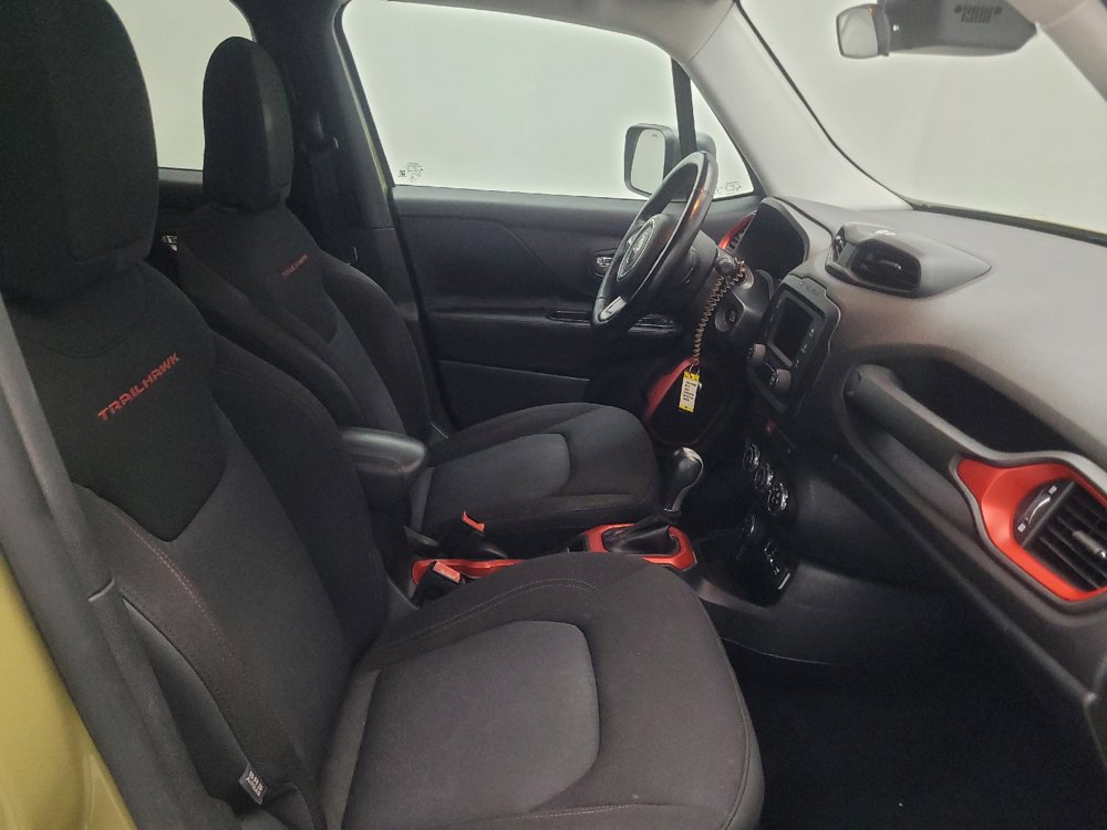 Used 2015 Jeep Renegade Trailhawk w/ Cold Weather Group AWD/4WD image 21