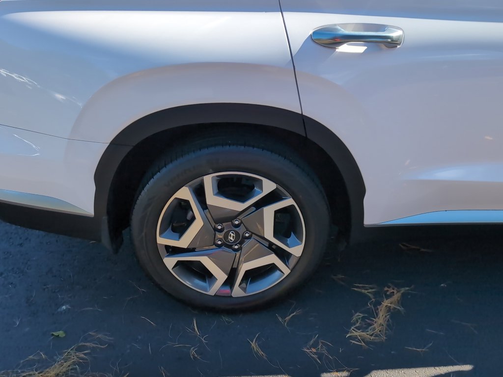 Used 2024 Hyundai Palisade SEL w/ Premium Package AWD/4WD image 4