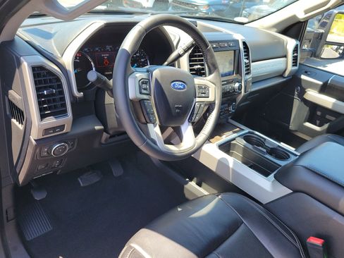 Used 2021 Ford F250 Lariat w/ Lariat Ultimate Package AWD/4WD image 21