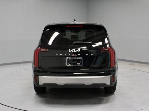 Used 2025 Kia Telluride LX FWD image 10
