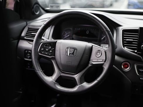 Used 2023 Honda Passport TrailSport image 30