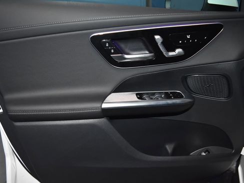 Certified 2025 Mercedes-Benz GLC 350e 4MATIC image 4