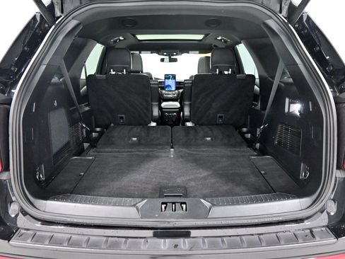 Used 2020 Ford Explorer ST w/ ST Street Pack AWD/4WD image 38