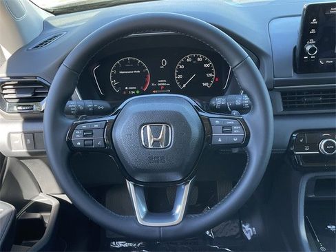 New 2025 Honda Pilot EX-L image 11