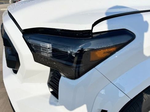 New 2026 Toyota Tacoma SR AWD/4WD image 13