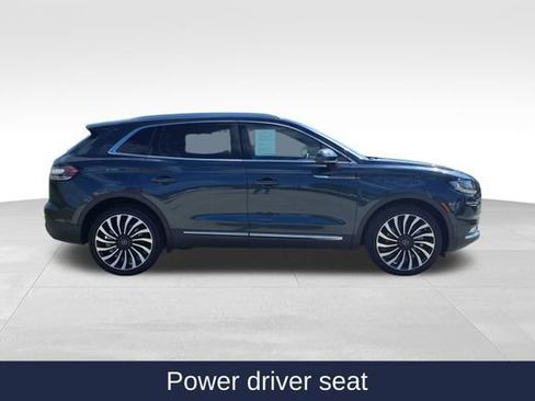 Used 2022 Lincoln Nautilus Black Label image 10