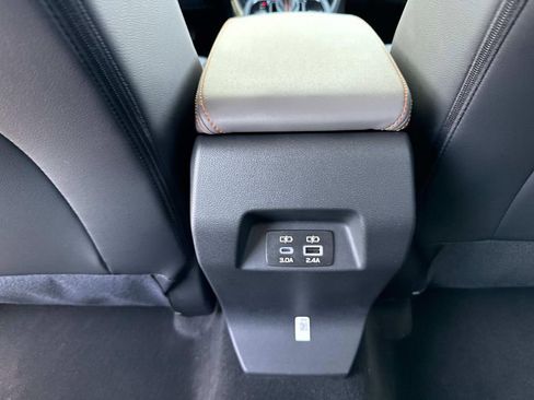 New 2025 Subaru Crosstrek 2.5i Limited w/ Popular Package #3A image 15